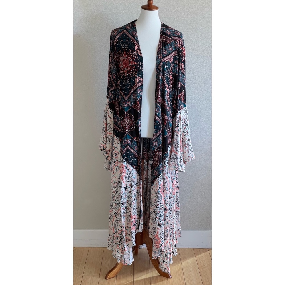 TORRID Kimono Hi Lo Sheer Size 3x